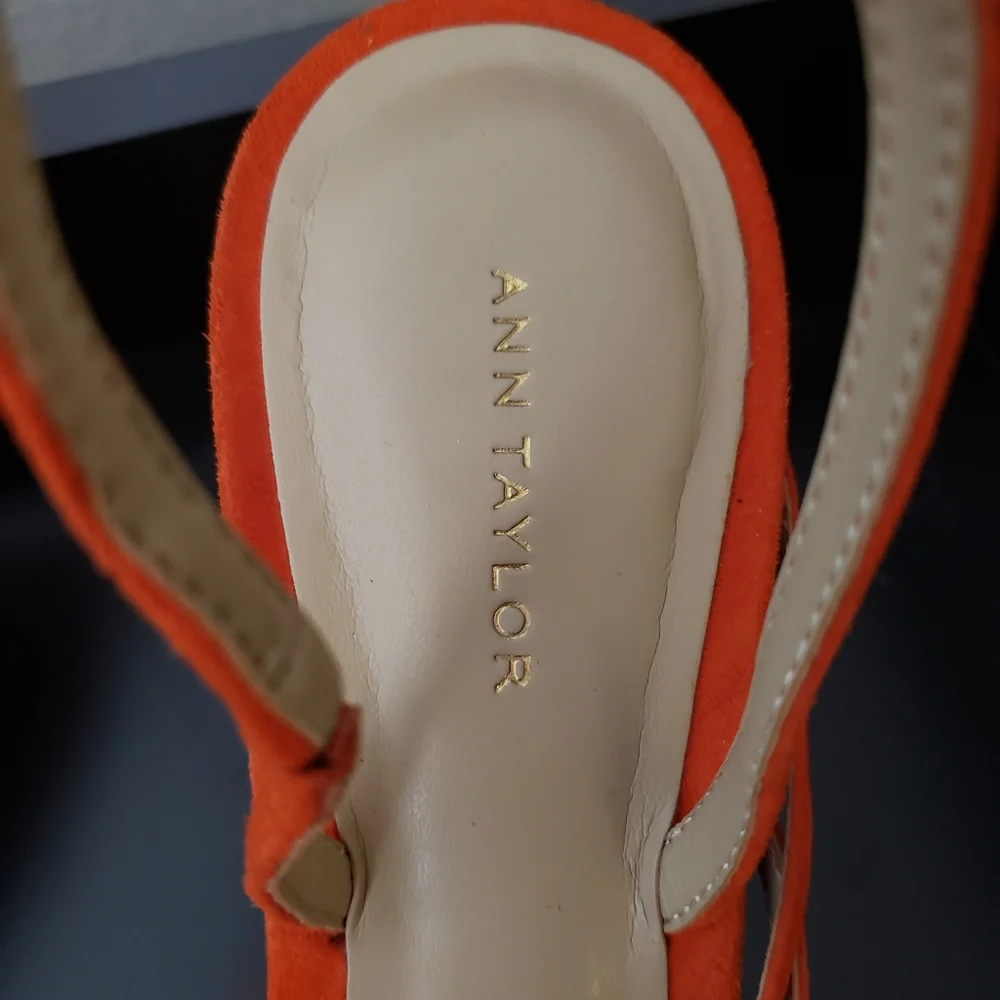 Sandals - Picture 6 of 7
